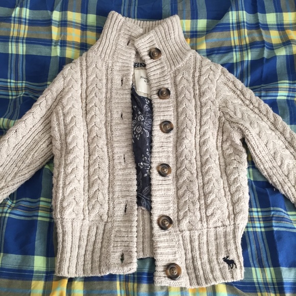 Cable Knit Button Sweater Jacket 
